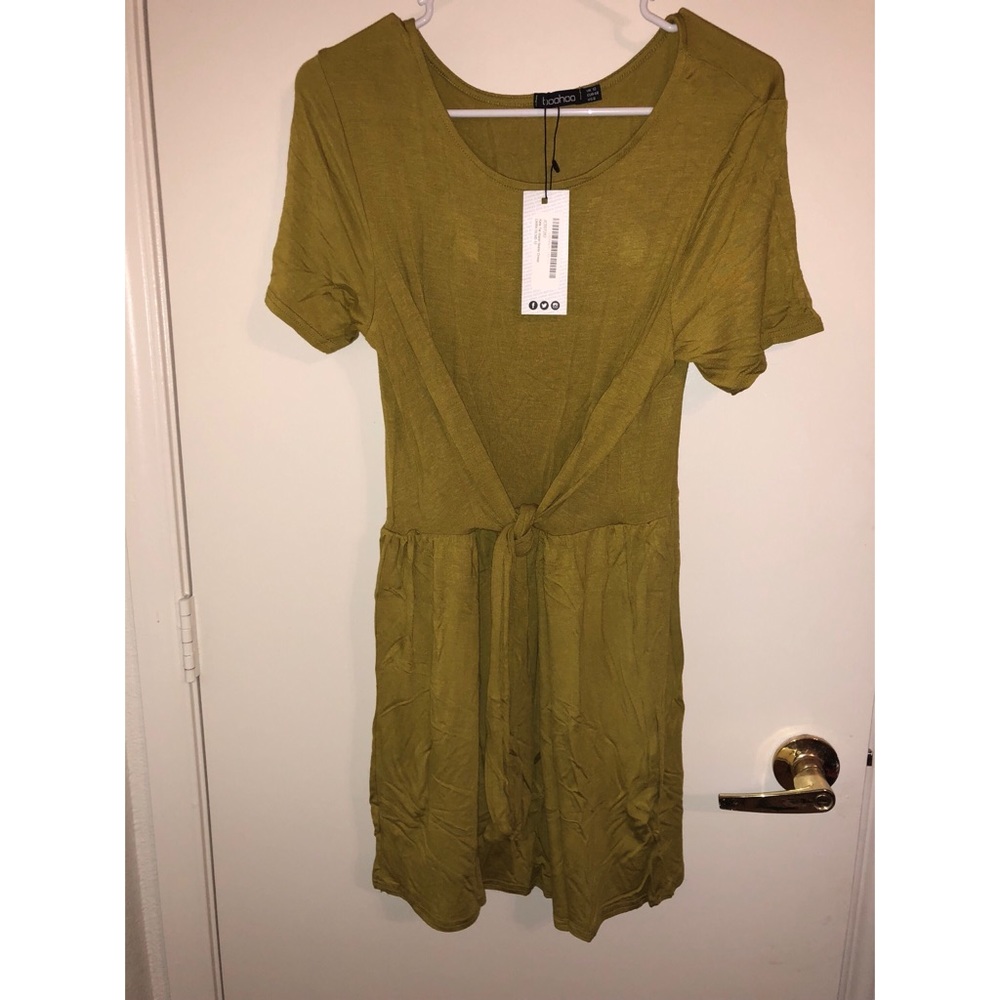 BooHoo olive green tie front mini dress size 8